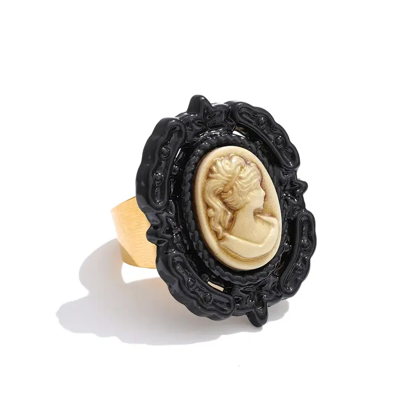 Anillo con retrato de perlas de resina exclusivo