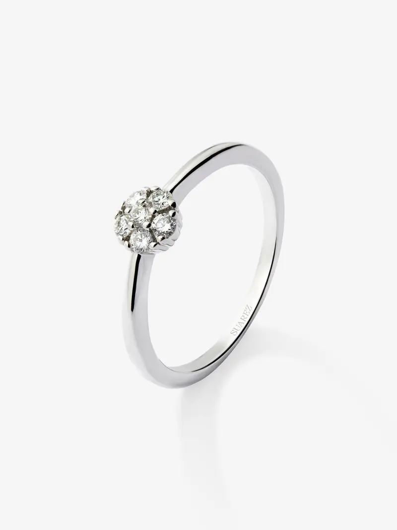 Anillo de oro blanco de 18K con roseta de 6 diamantes en talla brillante con un total de 0,17 cts