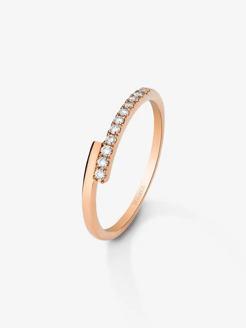 Anillo de oro rosa de 18K con 11 diamantes en talla brillante con un total de 0,1 cts