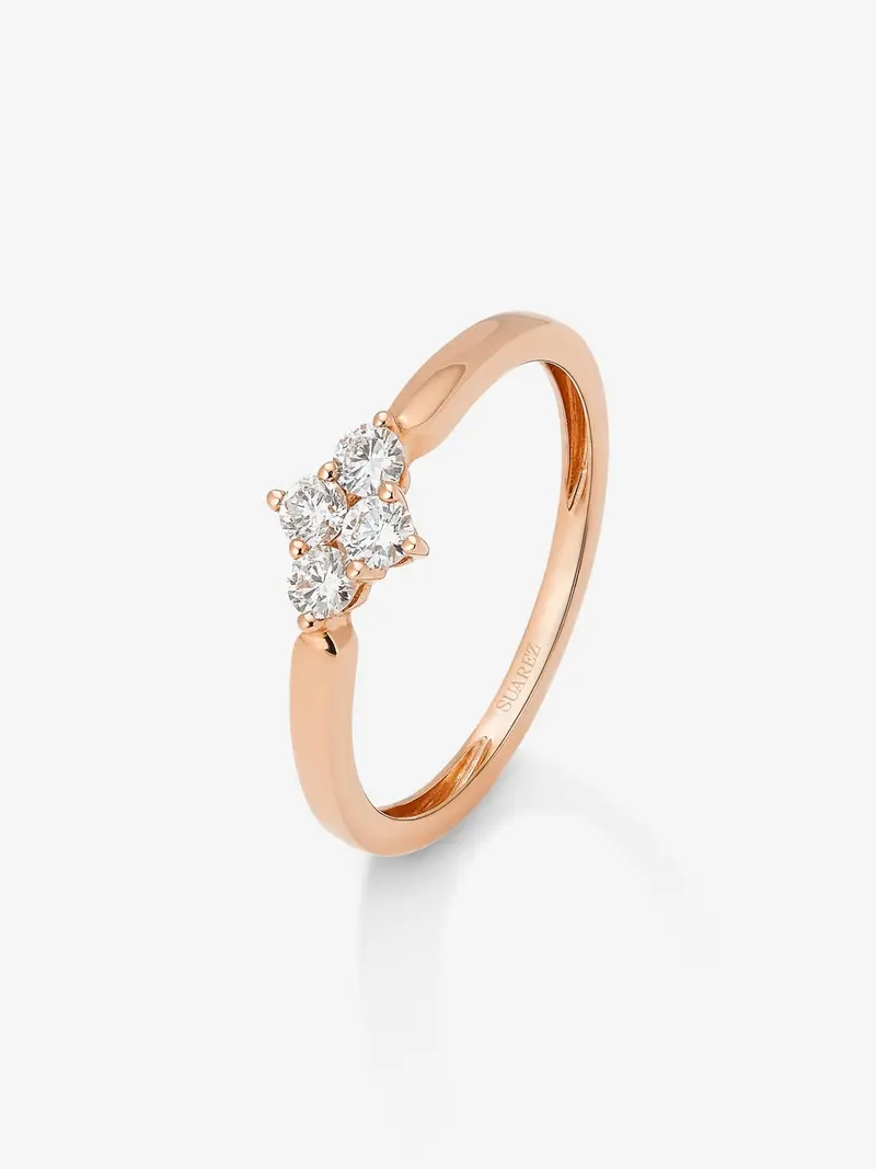 Anillo de oro rosa de 18K con 4 diamantes en talla brillante con un total de 0,25 cts