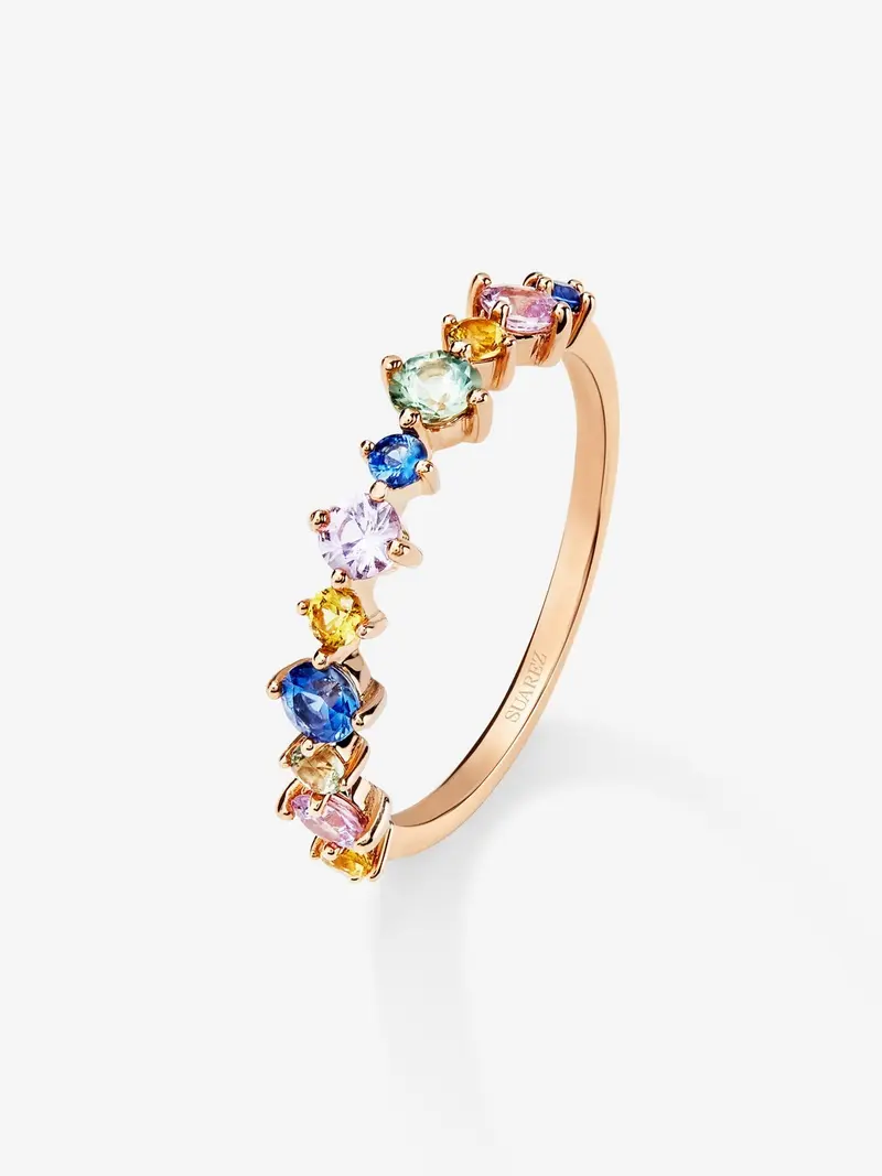 Anillo de oro rosa de 18K con zafiro multicolor