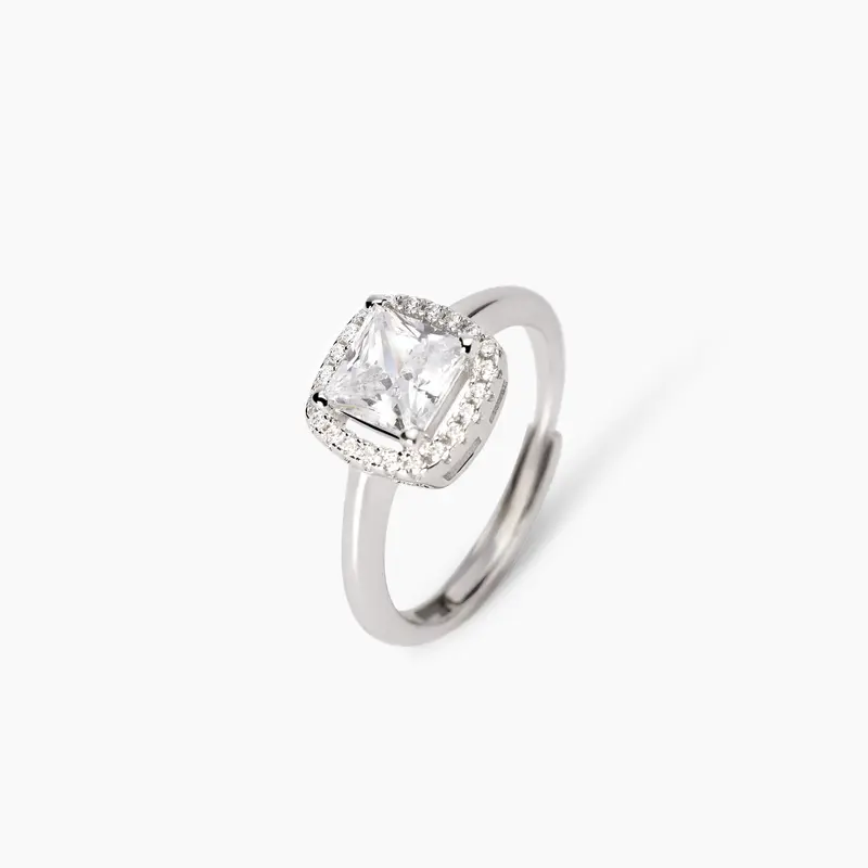 Anillo de plata con circonita ¿Genial o retro? 523449