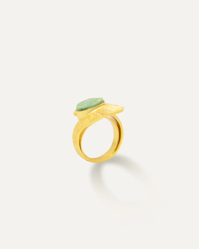 Anillo Dorado Badhana Amazonita
