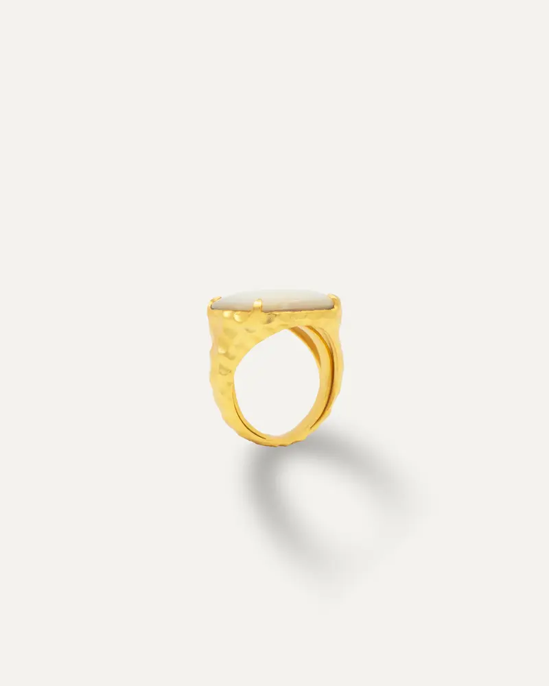 Anillo Dorado Madurei Madre Perla