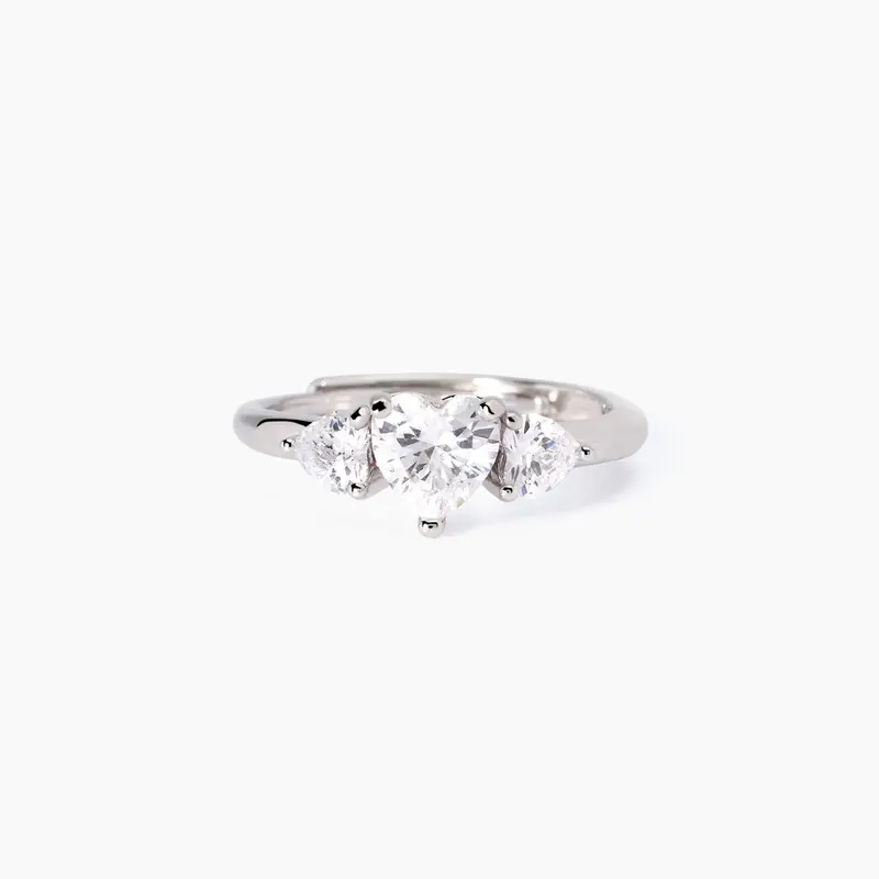 Anillo Mabina de plata con circonitas en forma de corazón 523435