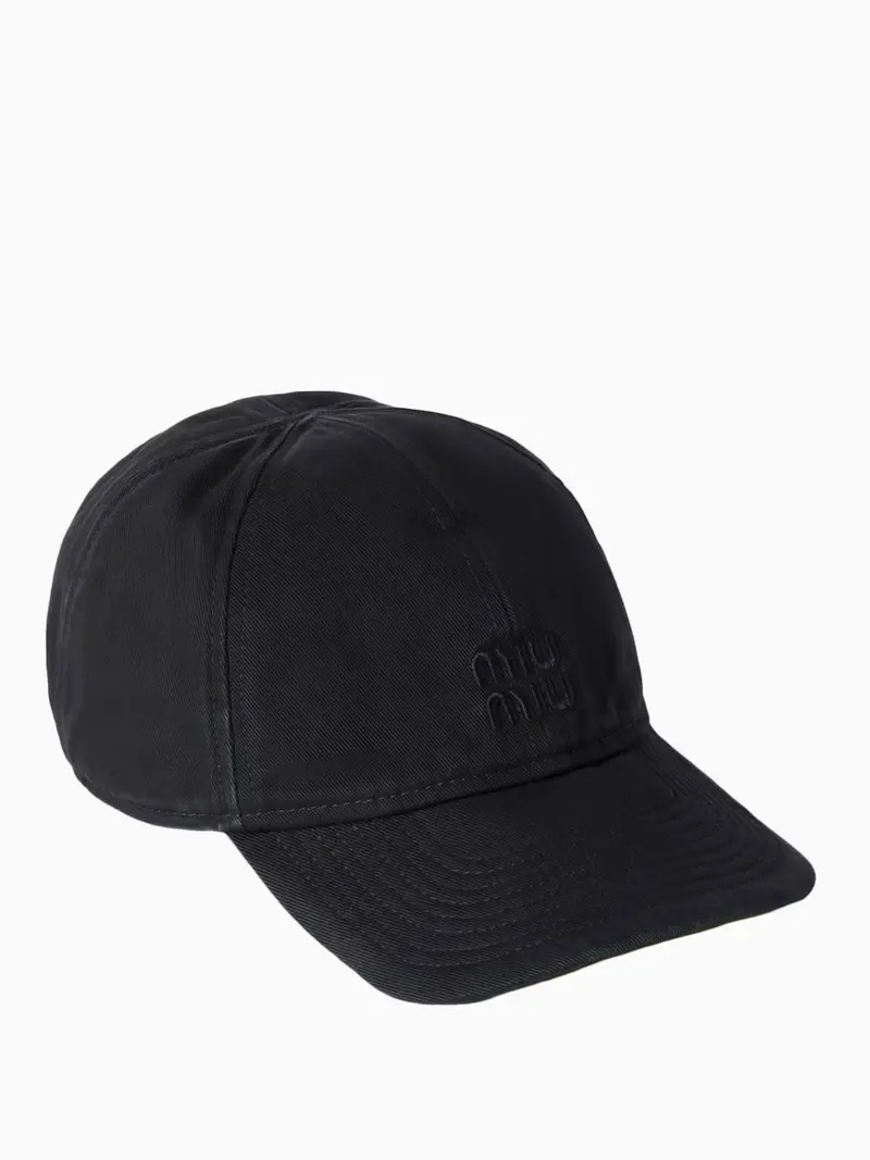 Black baseball cap