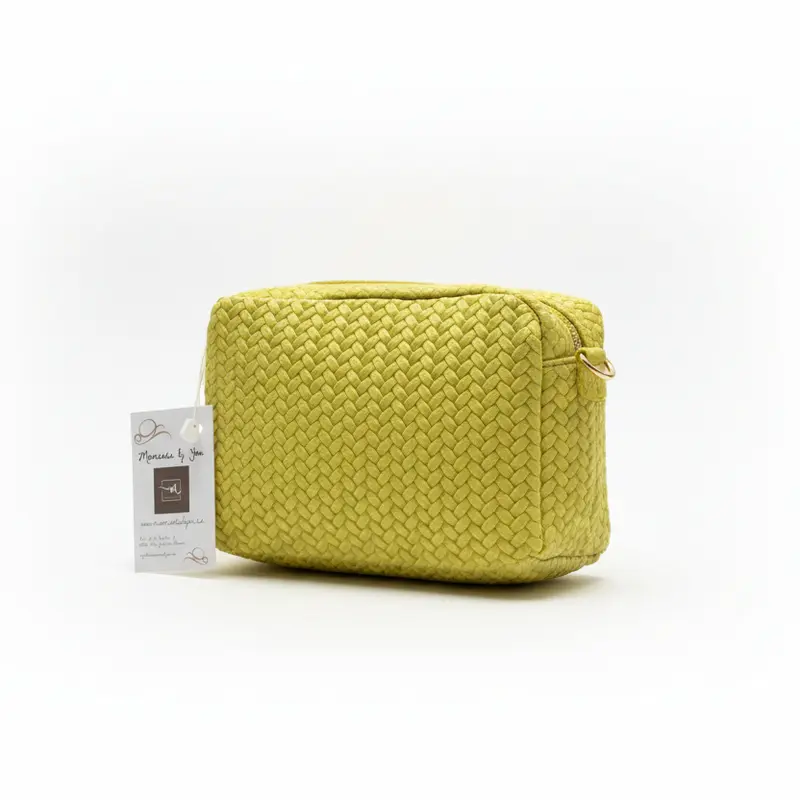Bolso bandolera piel 100% vacuno tipo cubo trenzado y doble cremallera verde lima