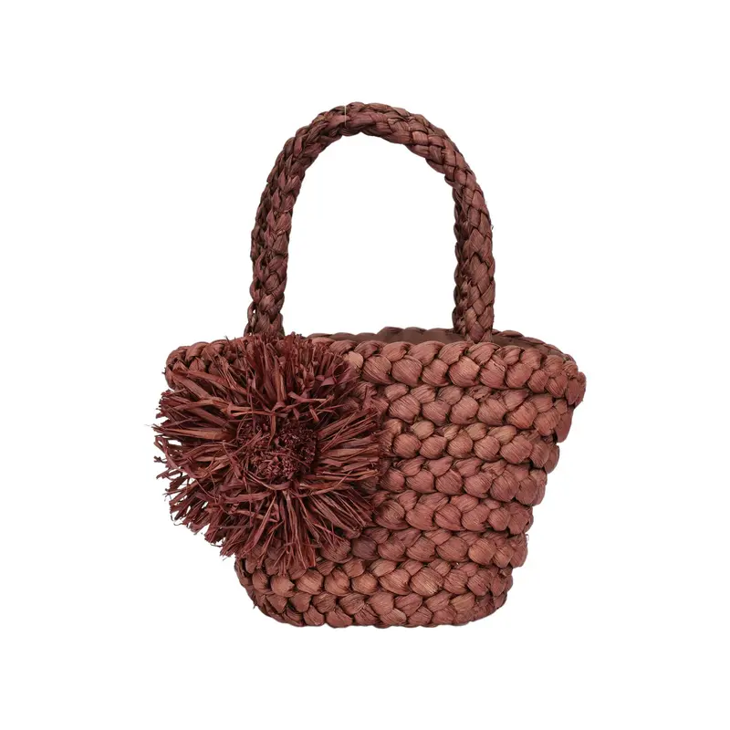 Bolso bucket con asas y flor color chocolate