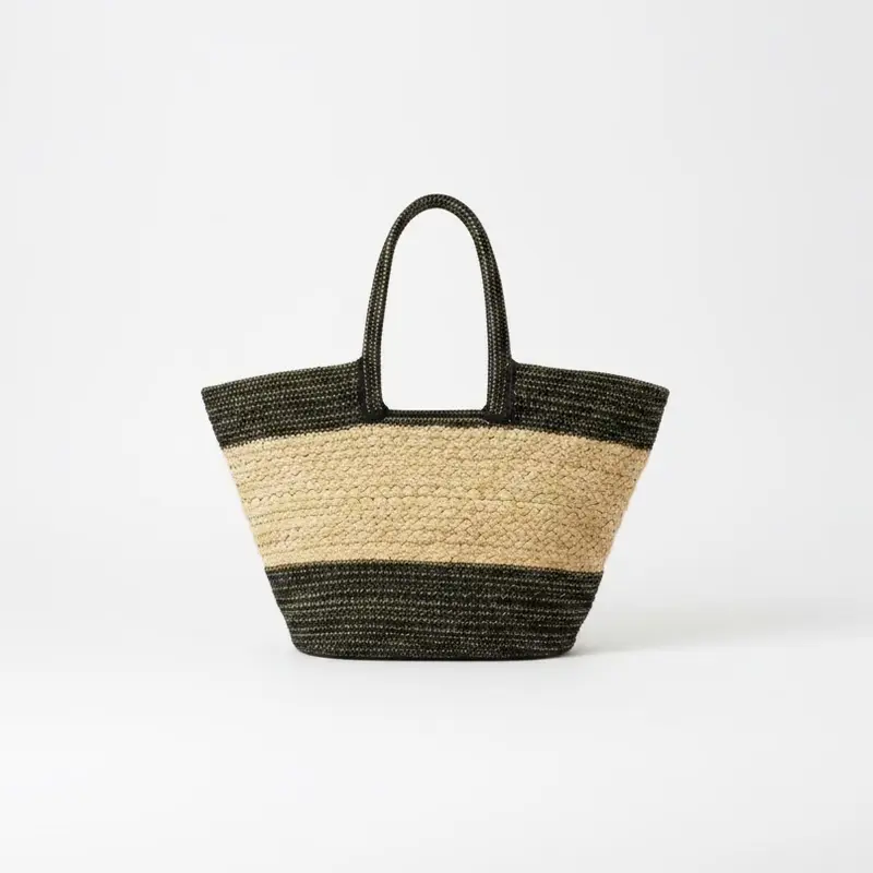Bolso capazo fibra natural en negro, dorado y natural