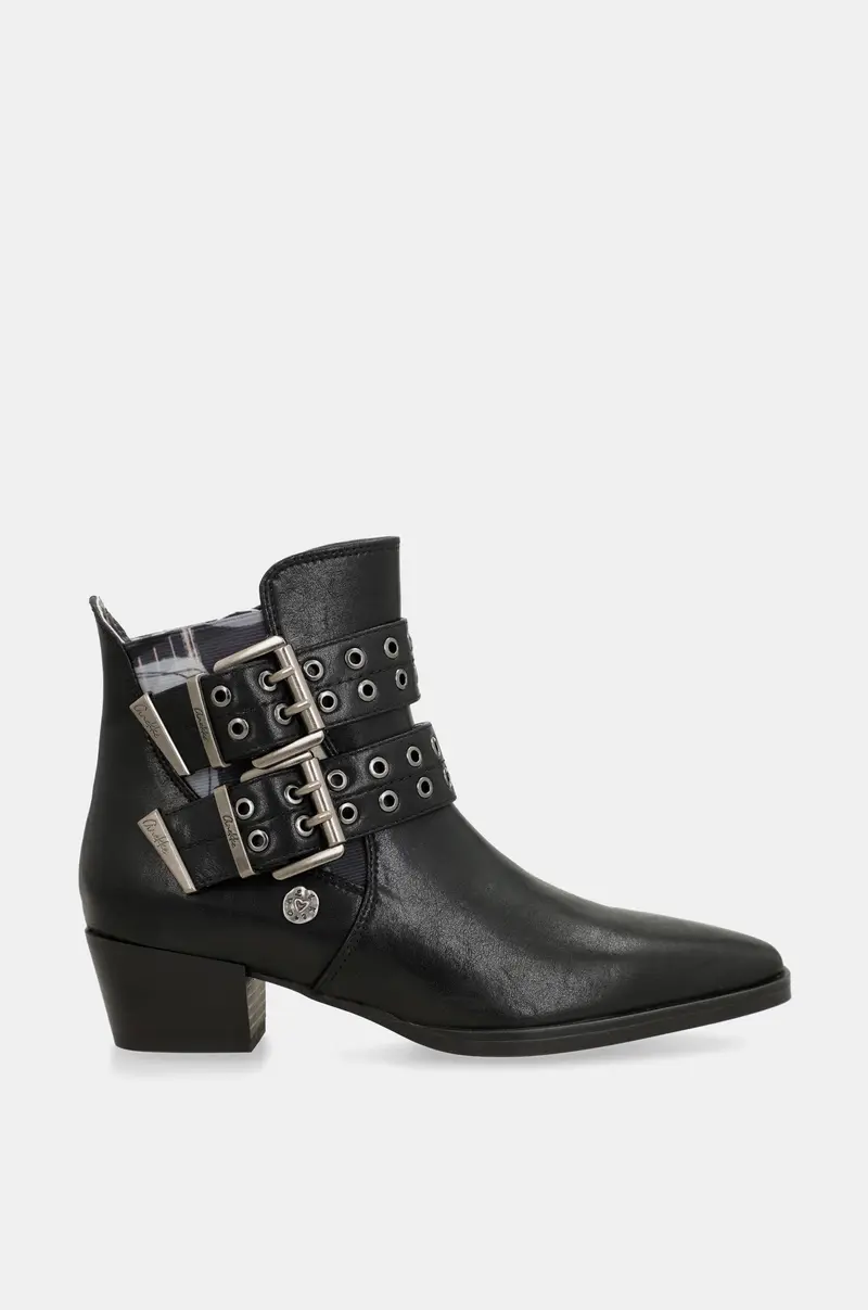Botines negros Anekke