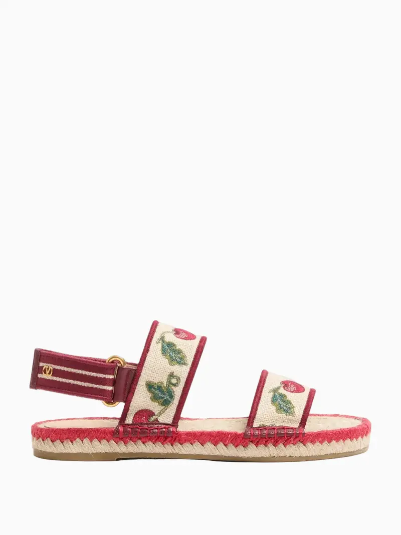 Bribri cherry sandals