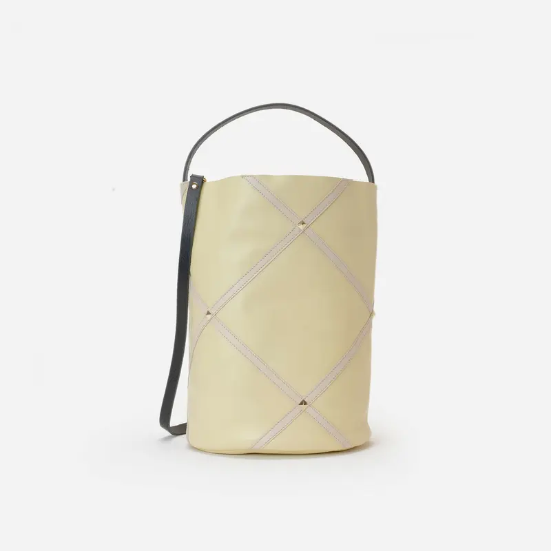 Bucket Misty Talco