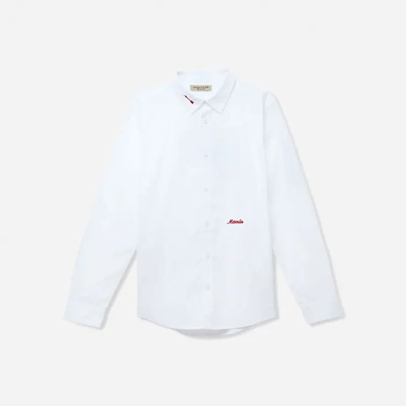Camisa blanca bordado rojo