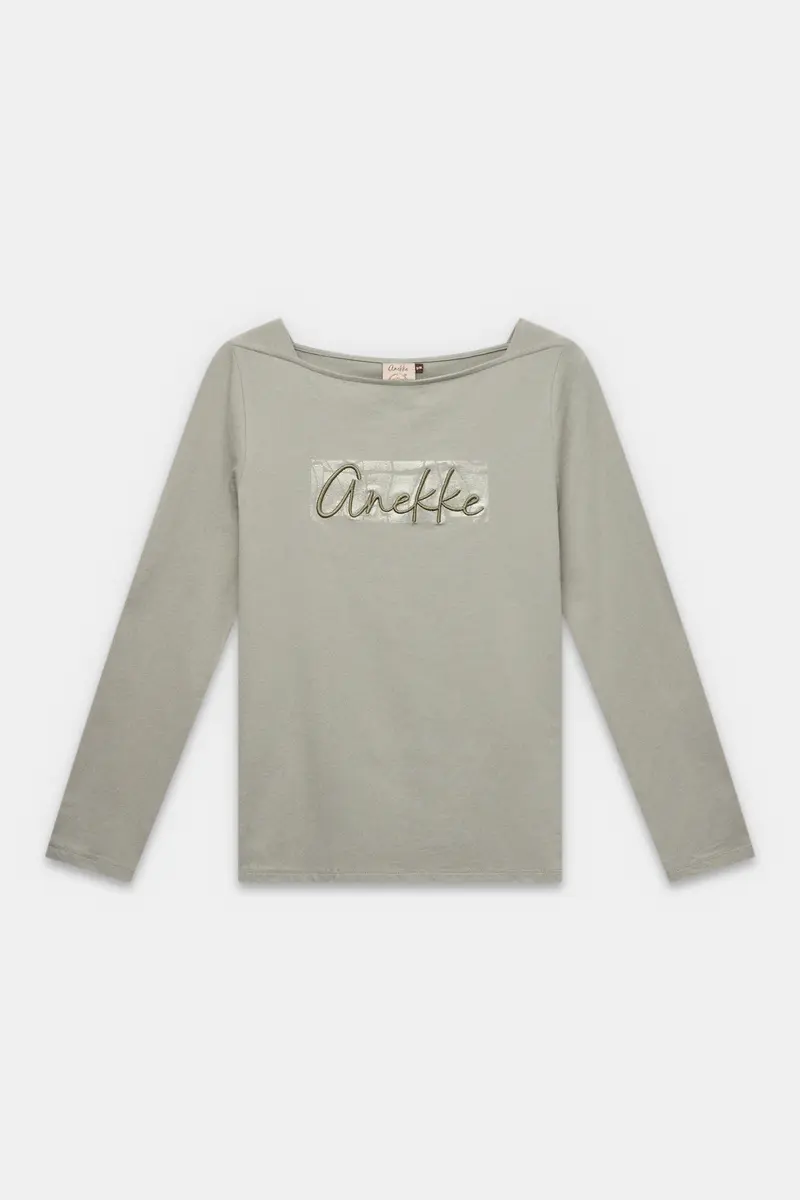 Camiseta de manga larga y logo