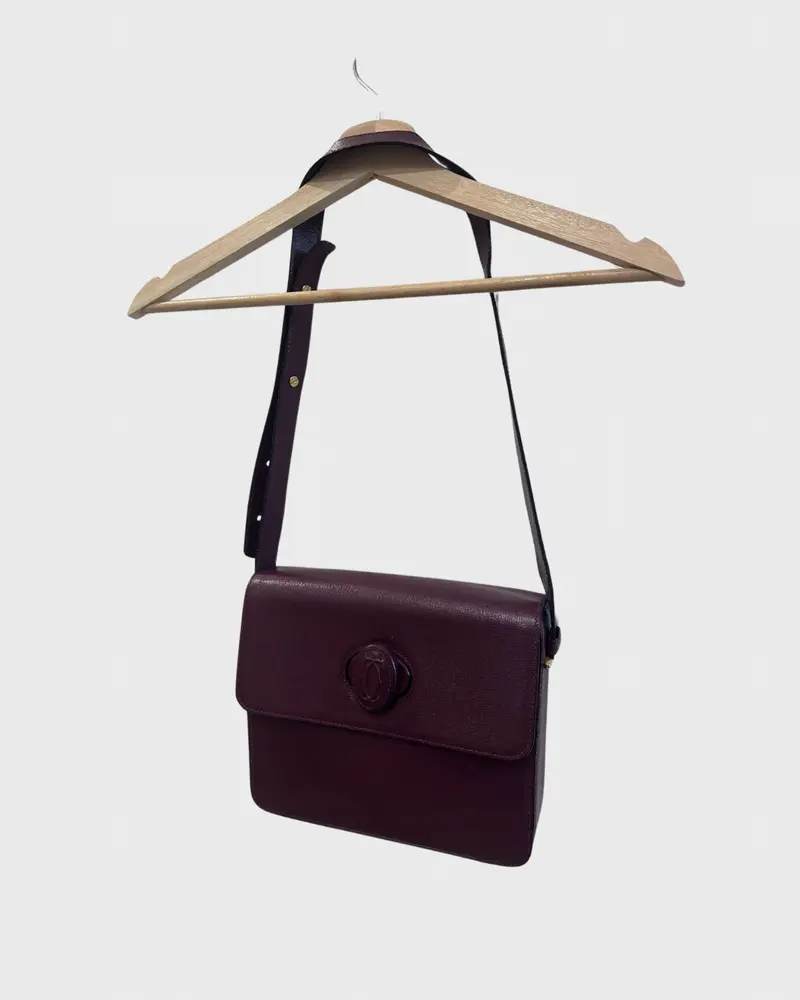 Cartier Bolso Bandolera Burdeos en Piel con Cierre Clásico