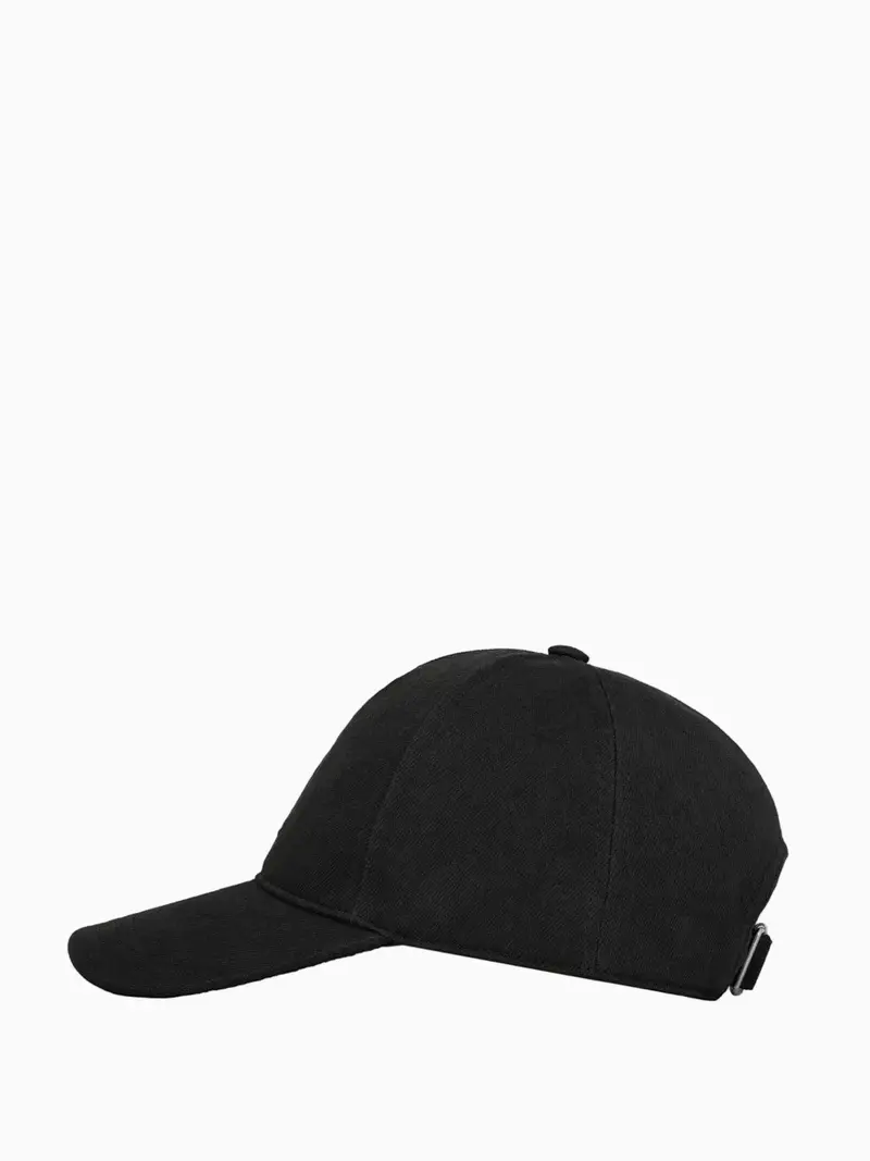 Cassandre cap