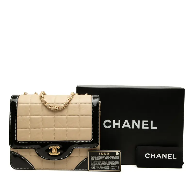 Chanel Chocolate Bar Square Flap Bicolor Beige y Negro