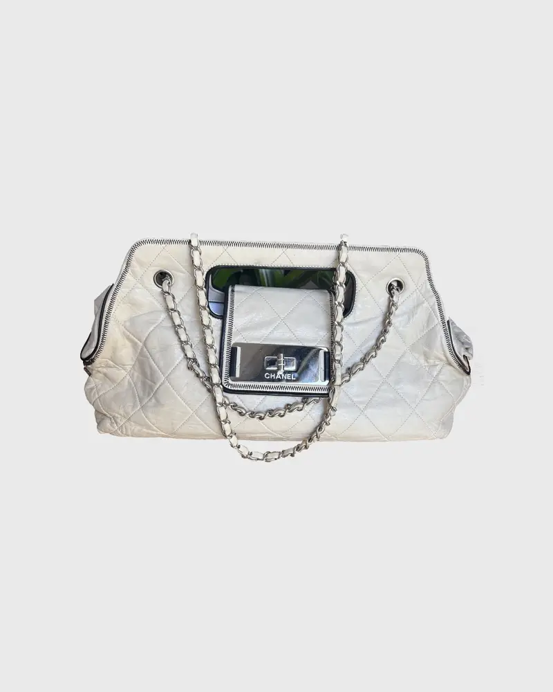 CHANEL - Reissue Accordion Flap blanco