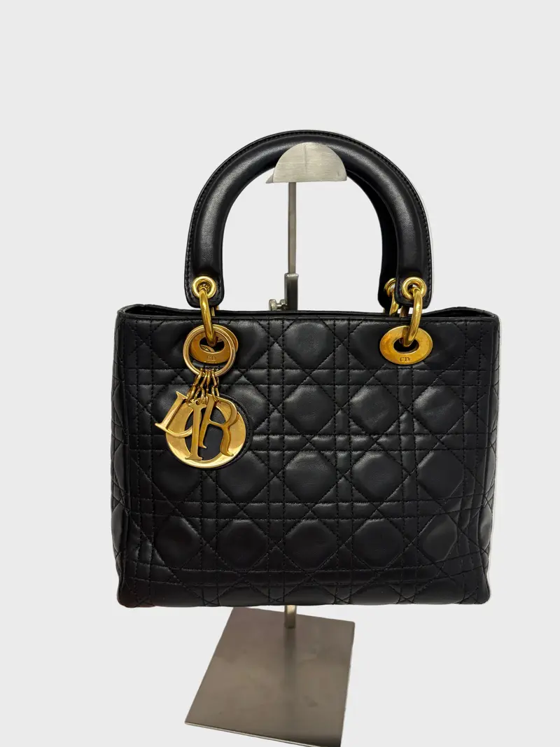 Christian Dior Lady Dior Mediana Cannage Negra y dorado