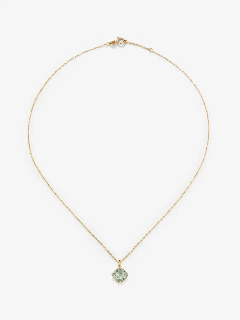 Colgante cadena de oro amarillo de 18K con amatista verde