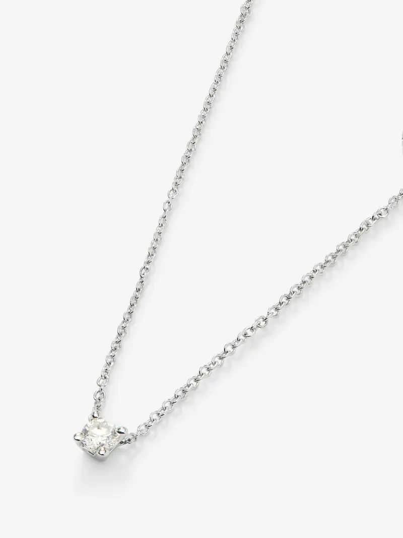 Colgante cadena de oro blanco de 18K con diamante solitario
