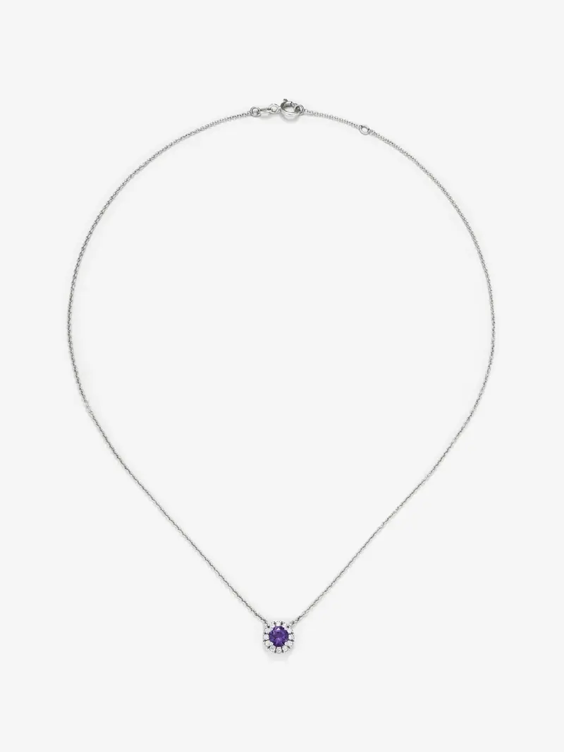 Colgante de oro blanco de 18K con amatista morada 0,44 cts y diamantes 0,14 cts