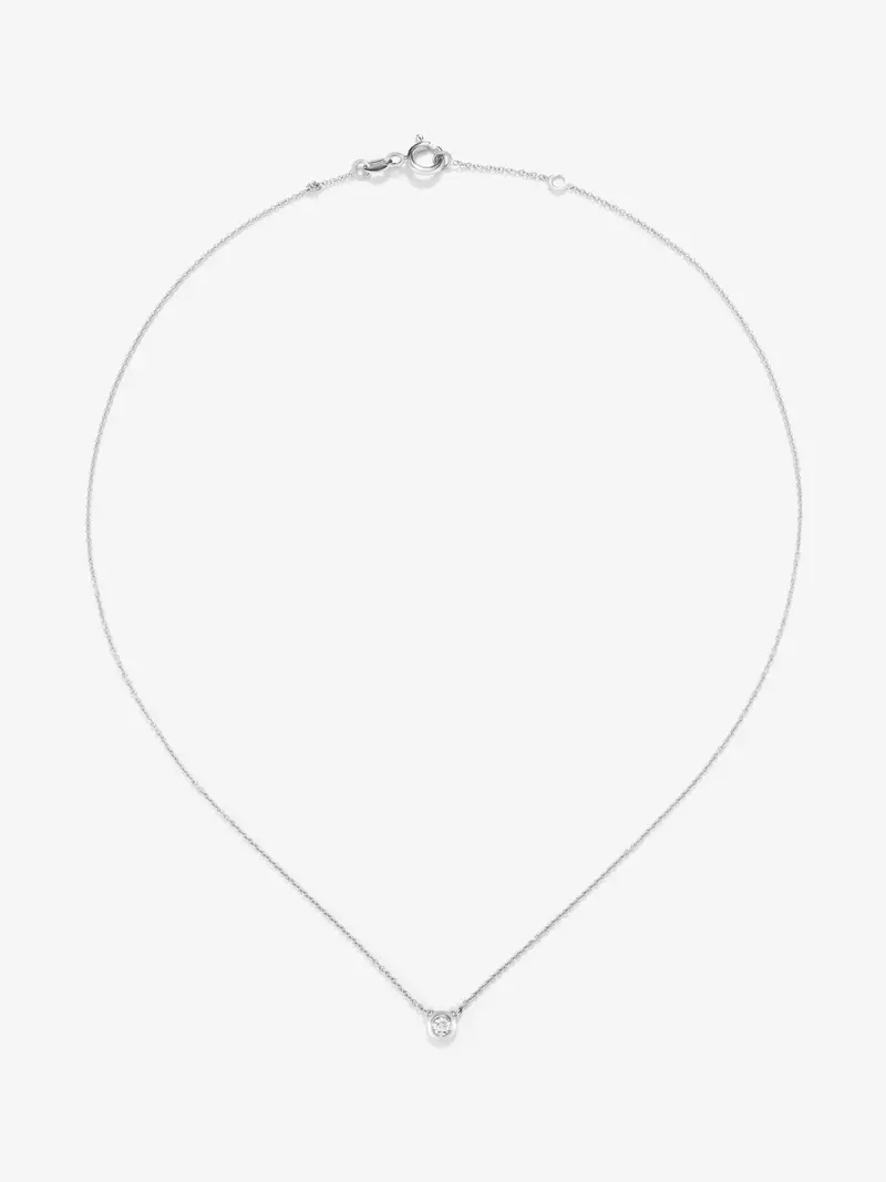 Colgante de oro blanco de 18K con diamantes de 0,3 cts