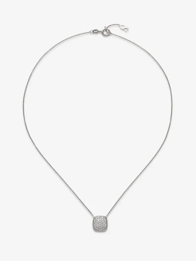 Colgante de oro blanco de 18K con motivo central geométrico con pavé de diamantes en talla brillante