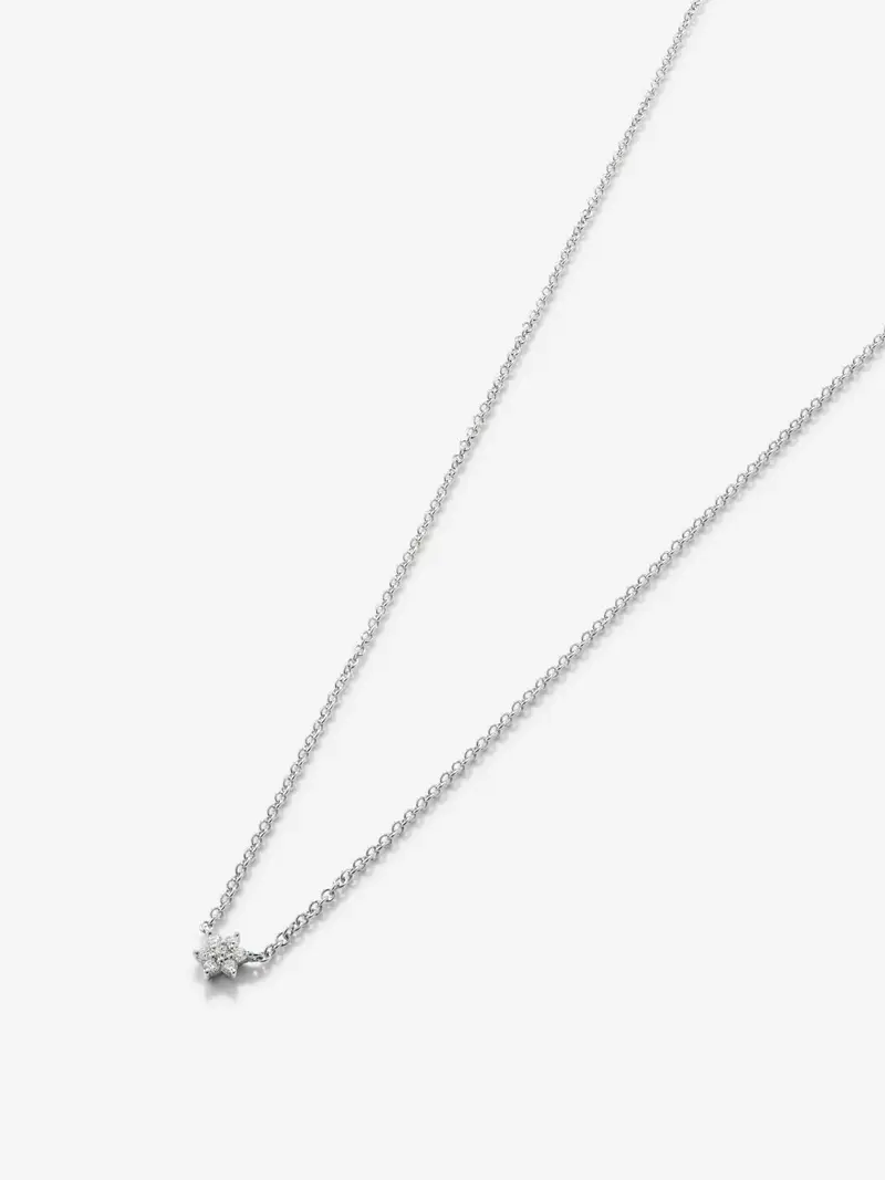 Colgante de oro blanco de 18kt con diamantes