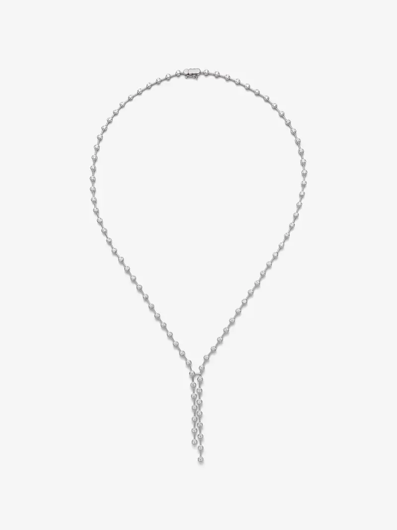 Colgante rivière de oro blanco de 18K con 84 diamantes en talla brillante con un total de 2,94 cts