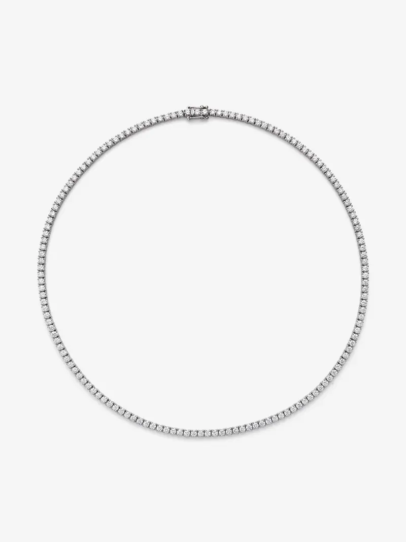 Colgante rivière de oro blanco de 18K con diamantes en talla brillante con un total de 9,05 cts