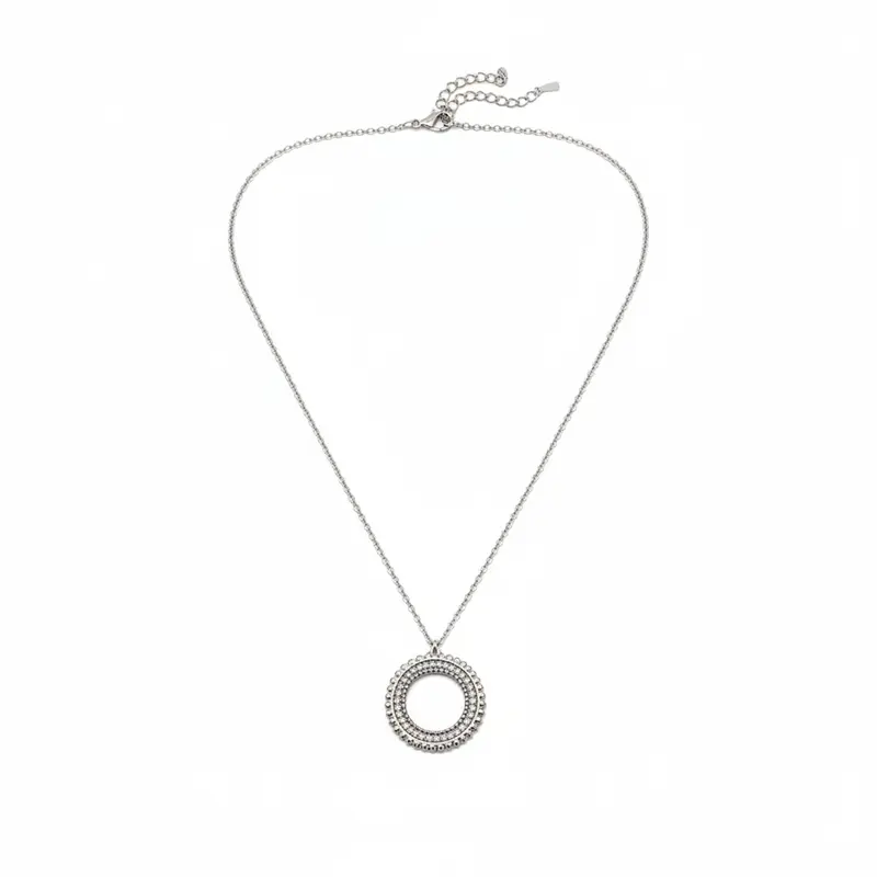 Collar de acero con dije redondo con texturas en acabado plata