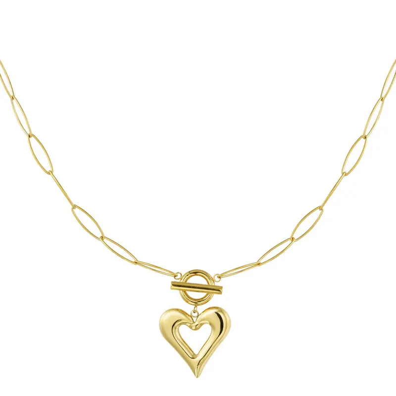 Collar de acero con eslabones y corazón grueso acabado oro