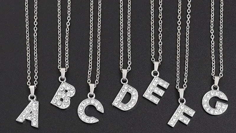 Collar de Acero Inoxidable con Colgante de Letra y Circonita