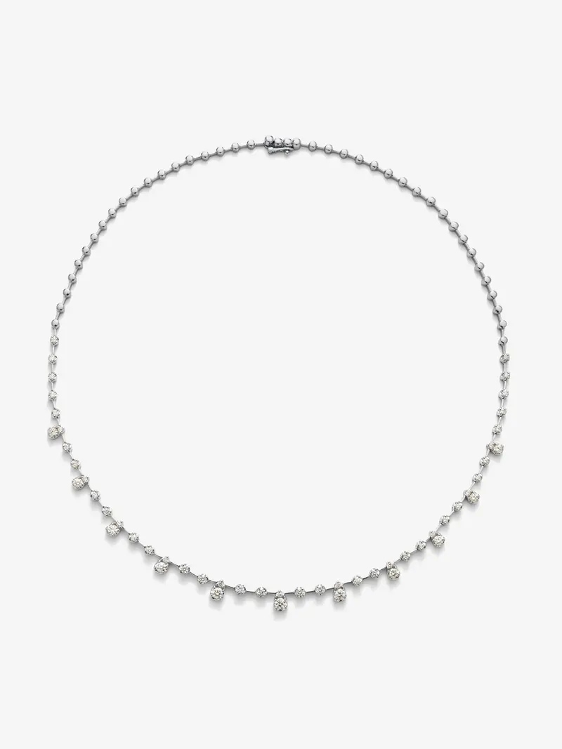 Collar de oro blanco de 18K con diamantes blancos en talla brillante de 2,61 cts