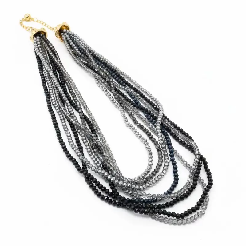 Collar de vidrio y acero con cuentas brillantes en tonos negros y grises
