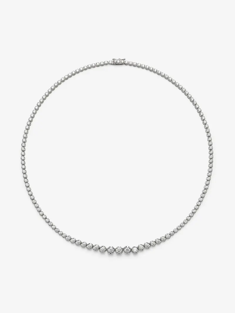 Collar rivière de oro blanco de 18K con 126 diamantes en talla brillante con un total de 6,71 cts