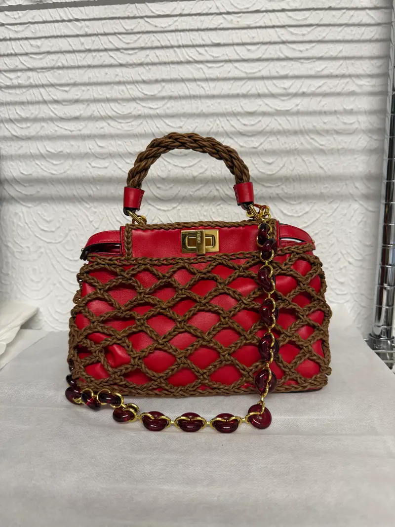 Fendi Peekaboo Small Piel Roja con Trenzado Camel