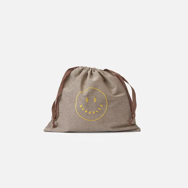 Funda bordada Smiley Marrón