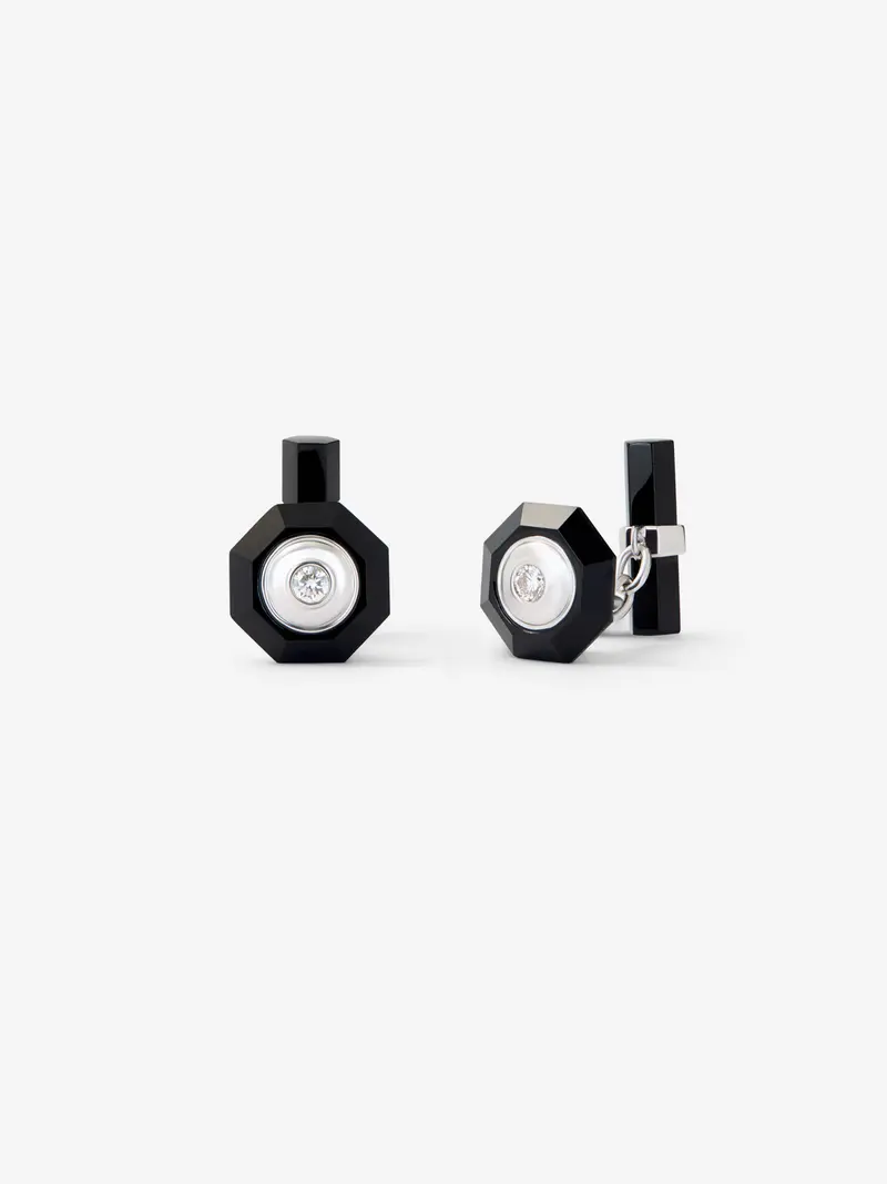 Gemelos de oro blanco de 18K con ónix negro en talla octogonal y diamantes en talla brillante