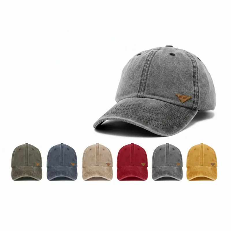 Gorras unisex lisas efecto lavado y con logo de la marca Privata