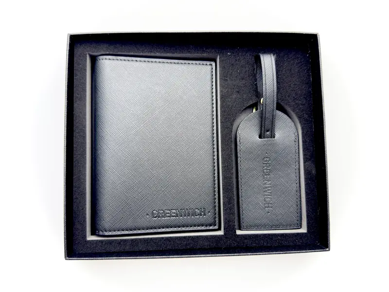 GREENWICH set funda de pasaporte + identificador de maleta