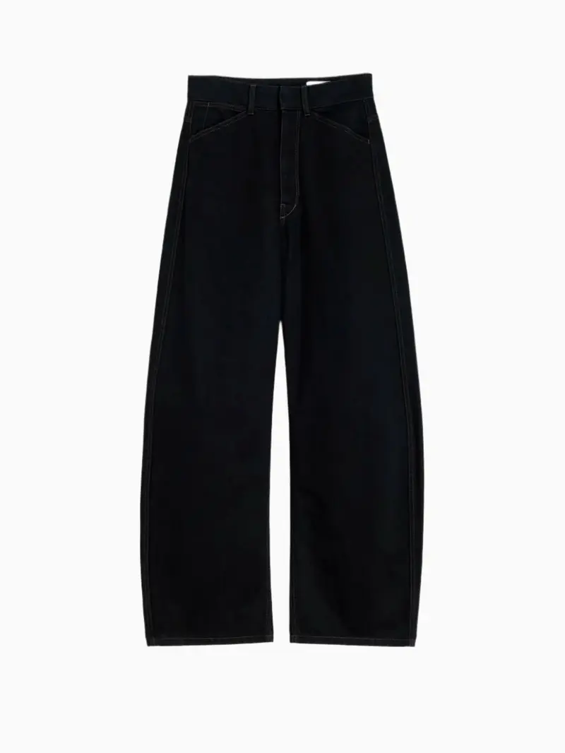 High waisted curved jeans