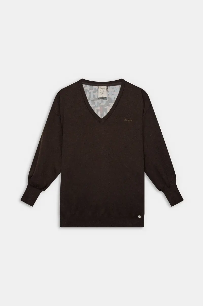 Jersey marrón de punto con cuello pico