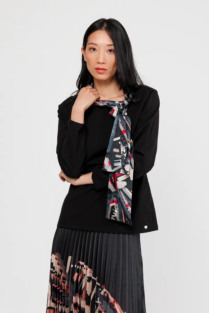 Jersey negro Mademoiselle