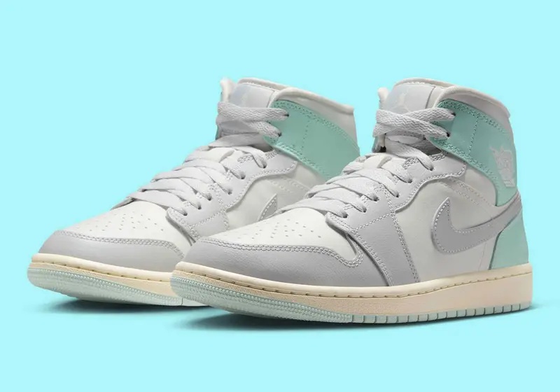 Jordan 1 Mid Gris Football e Igloo (Mujer)