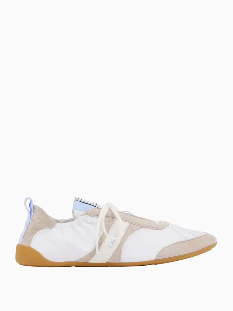 Kick sneakers
