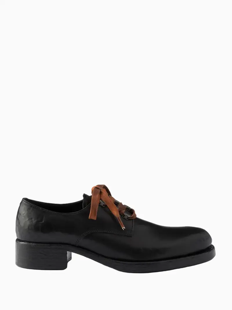 Lace-up shoes
