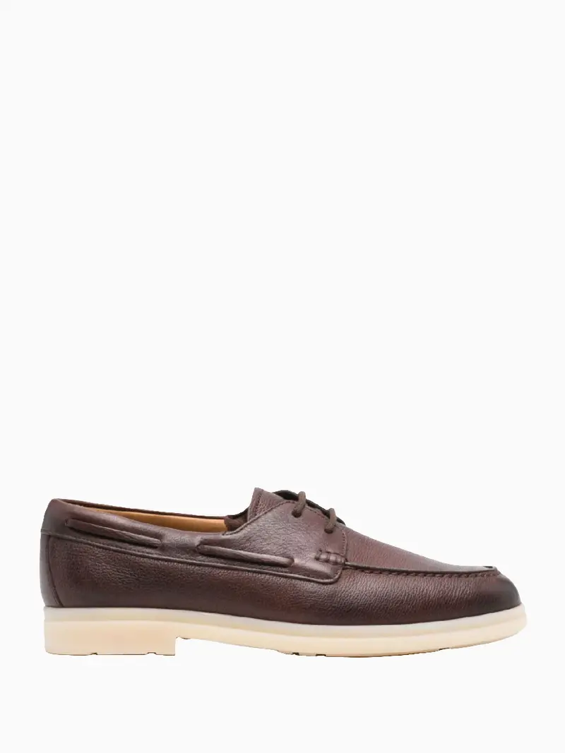 Leather boat shoes