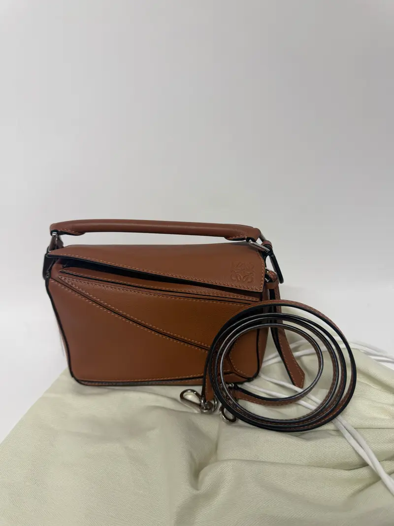 Loewe Puzzle Mini Piel de Becerro Marrón camel 2021
